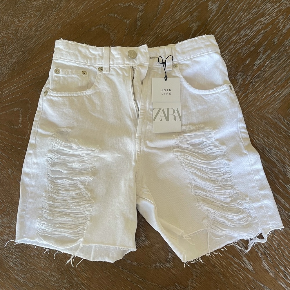 Zara distressed shorts